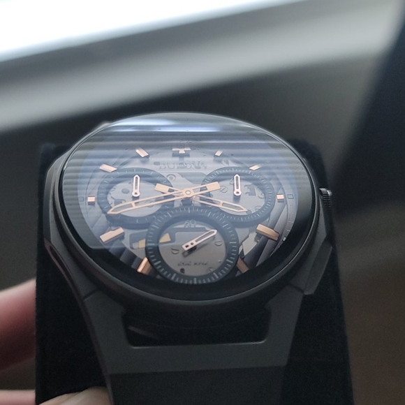 Bulova Watch - Picture 3 of 15